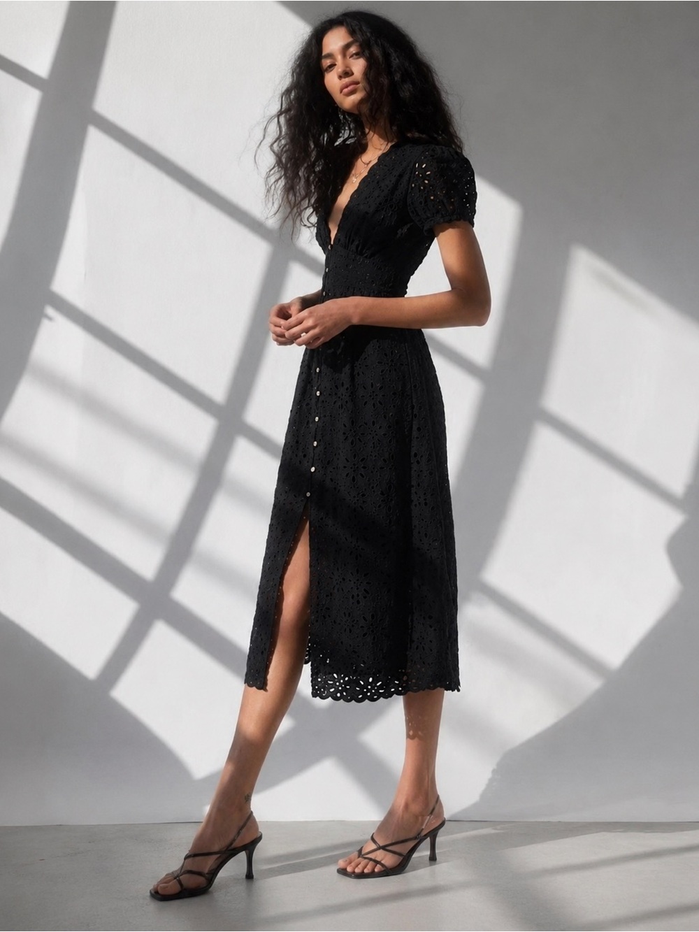 Aritzia Black Jubilee Eyelet Midi Dress Size 4 Cotton Puff Sleeve Button Front